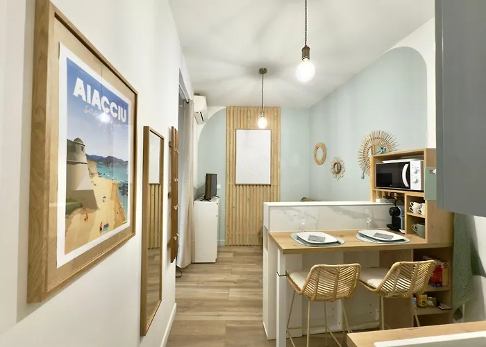 Le Cocon Du Roi Jerome - Hypercentre דירה